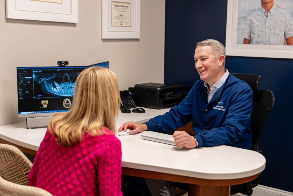 How Do You Monitor Progress While Using Clear Aligner Trays?